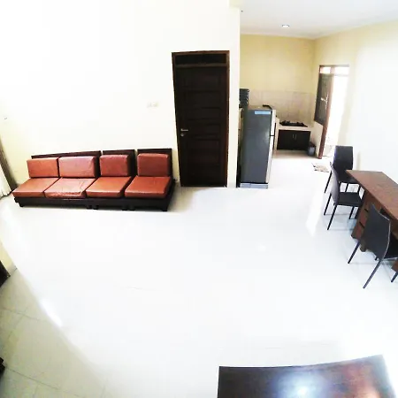 Minggiran Street Homestay Jogja